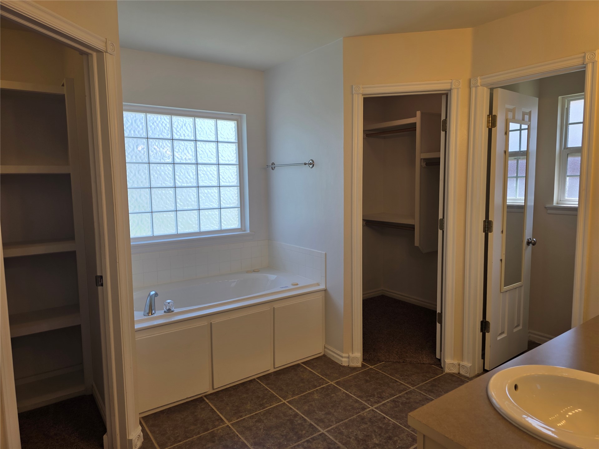 3917 Rosewood Place Property Photo 23
