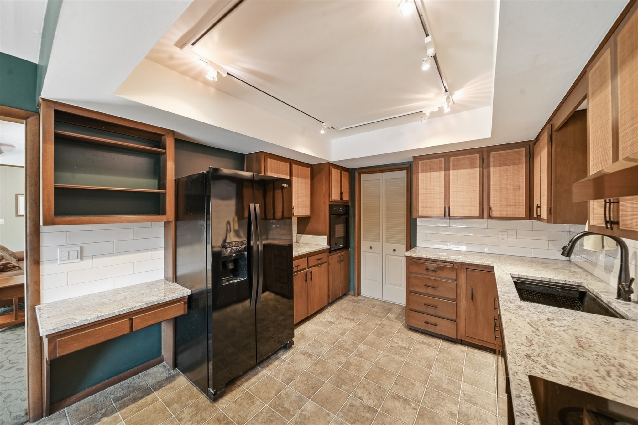 6316 E 57th Place Property Photo 11