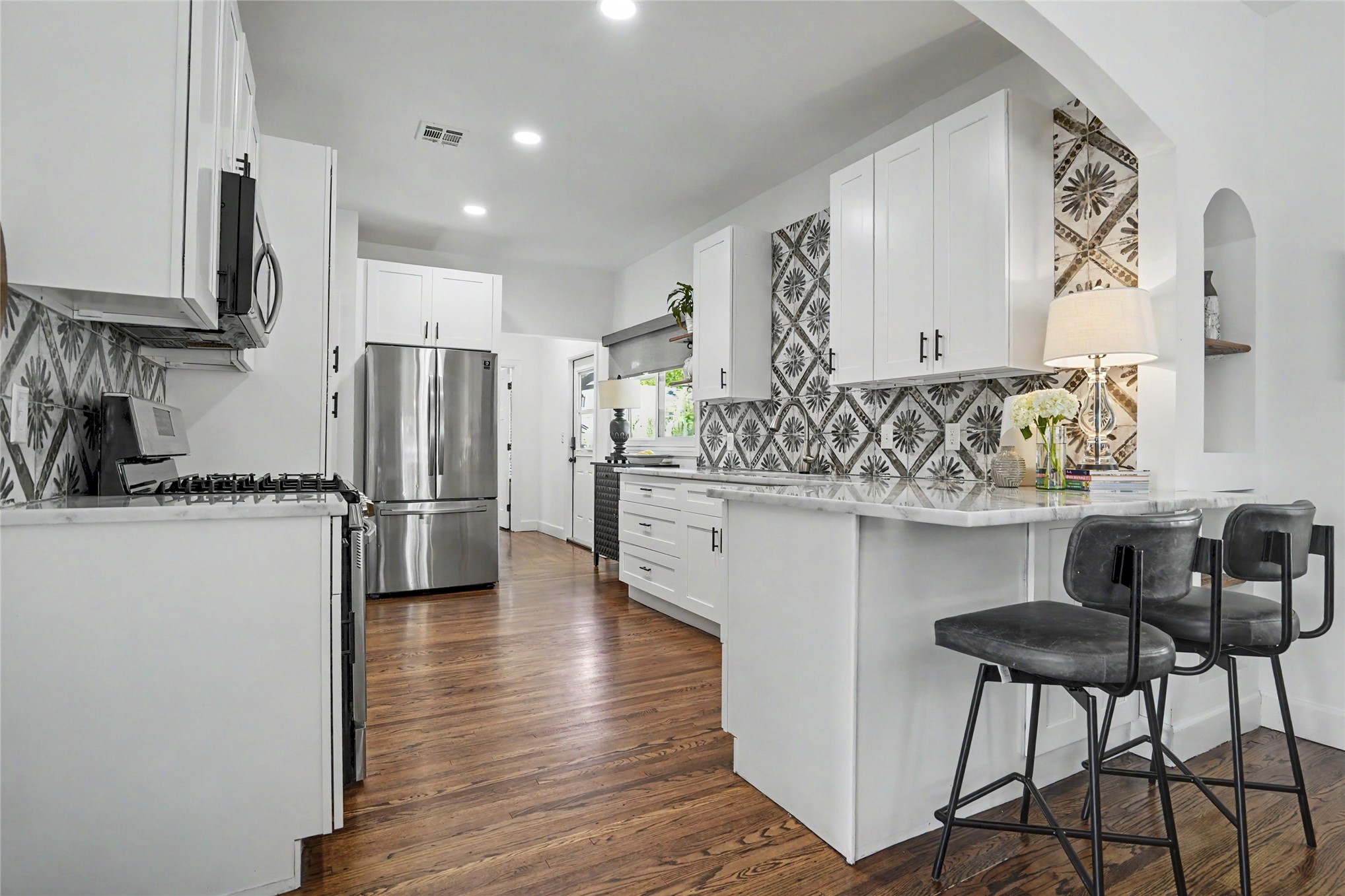 1708 S Gary Avenue Property Photo 11