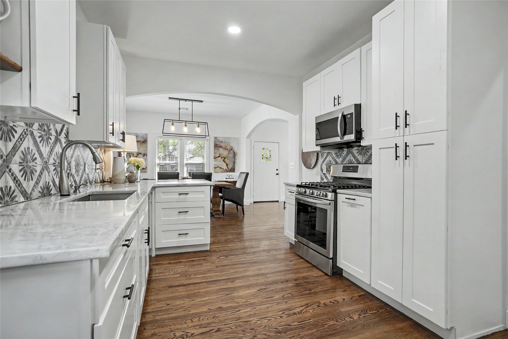 1708 S Gary Avenue Property Photo 16
