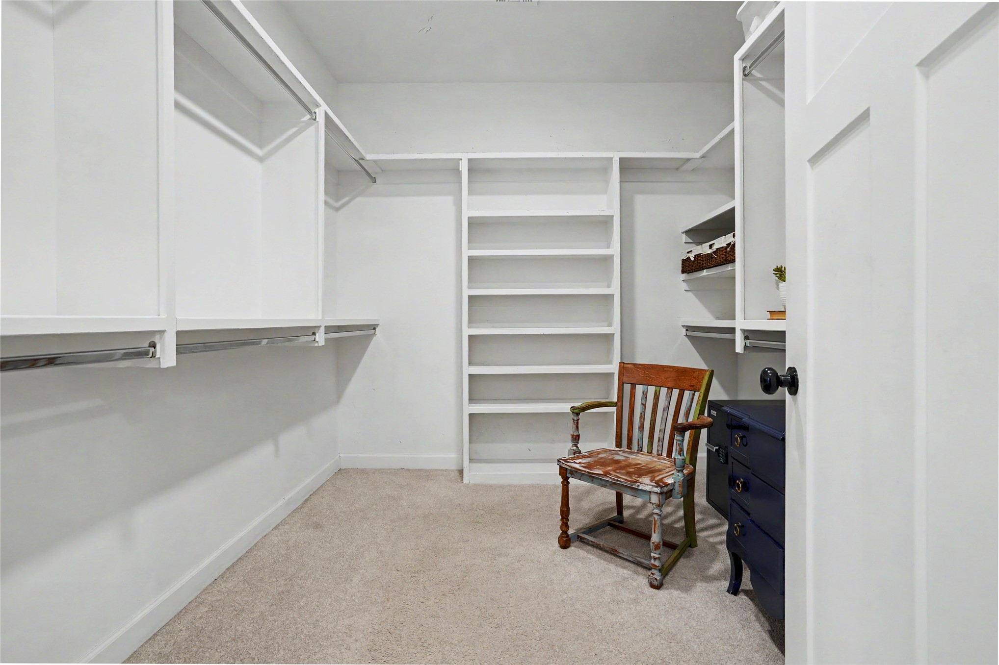 1708 S Gary Avenue Property Photo 32