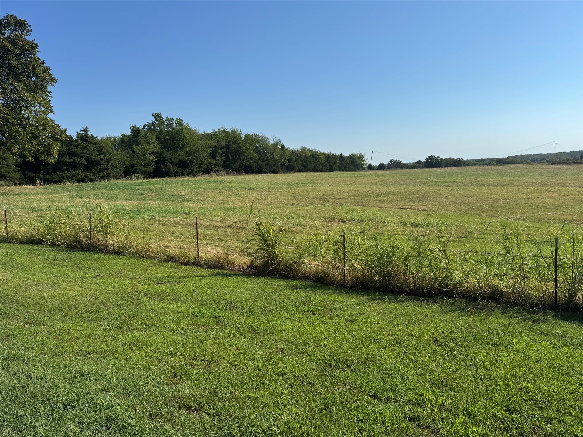 513th West Avenue Property Photo 2