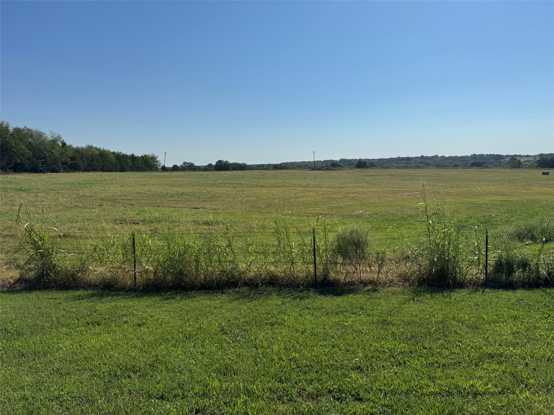 513th West Avenue Property Photo 3