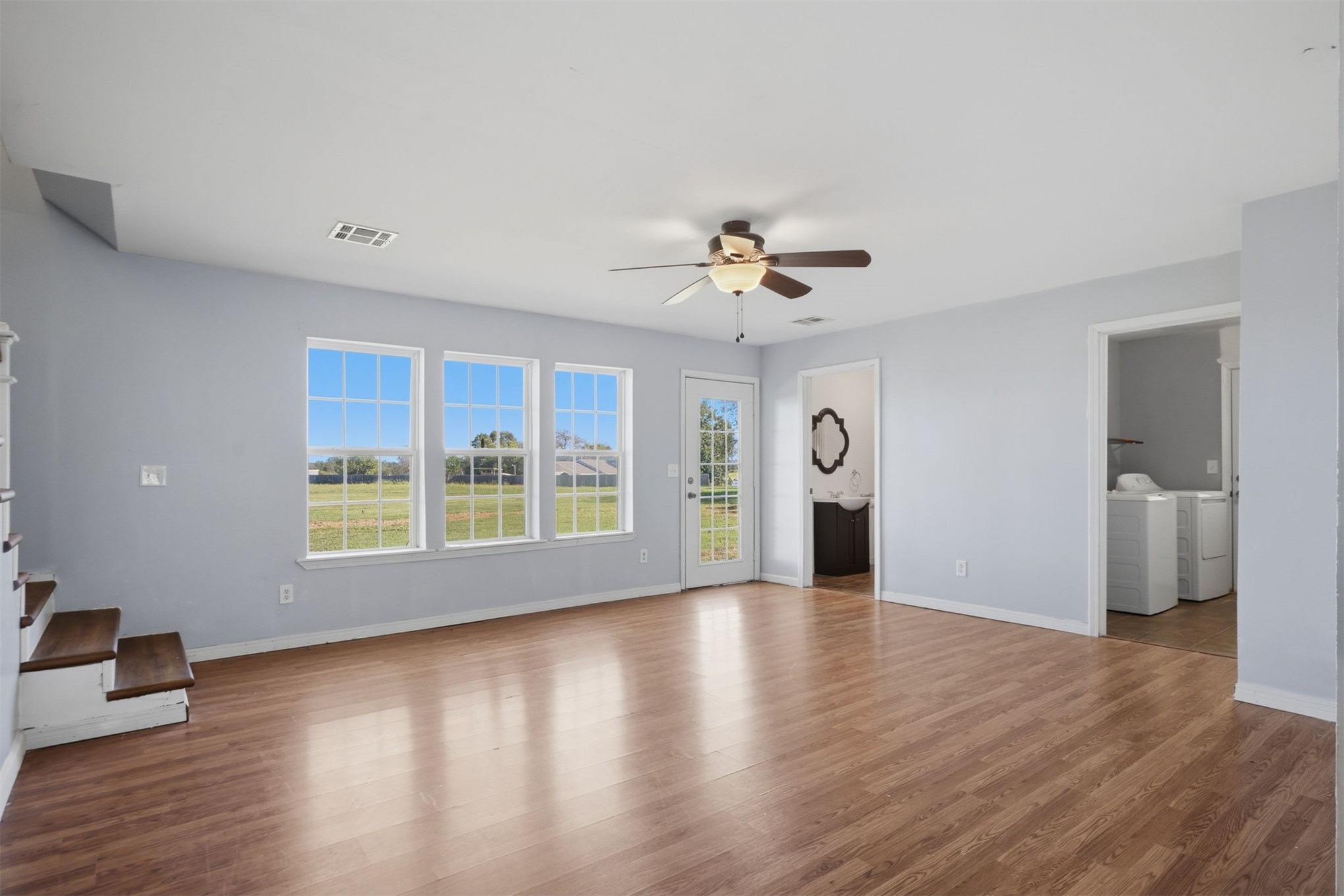 15603 E 440 Road Property Photo 12