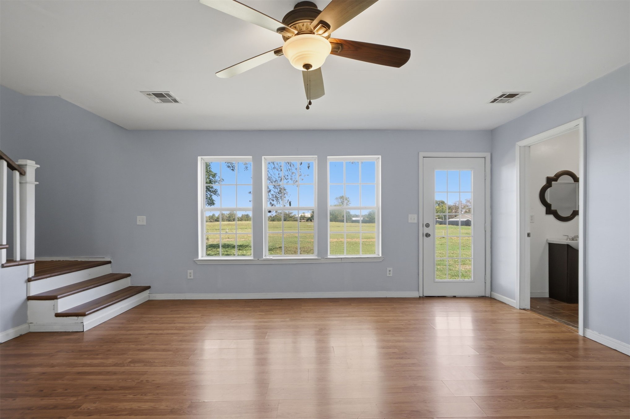 15603 E 440 Road Property Photo 13