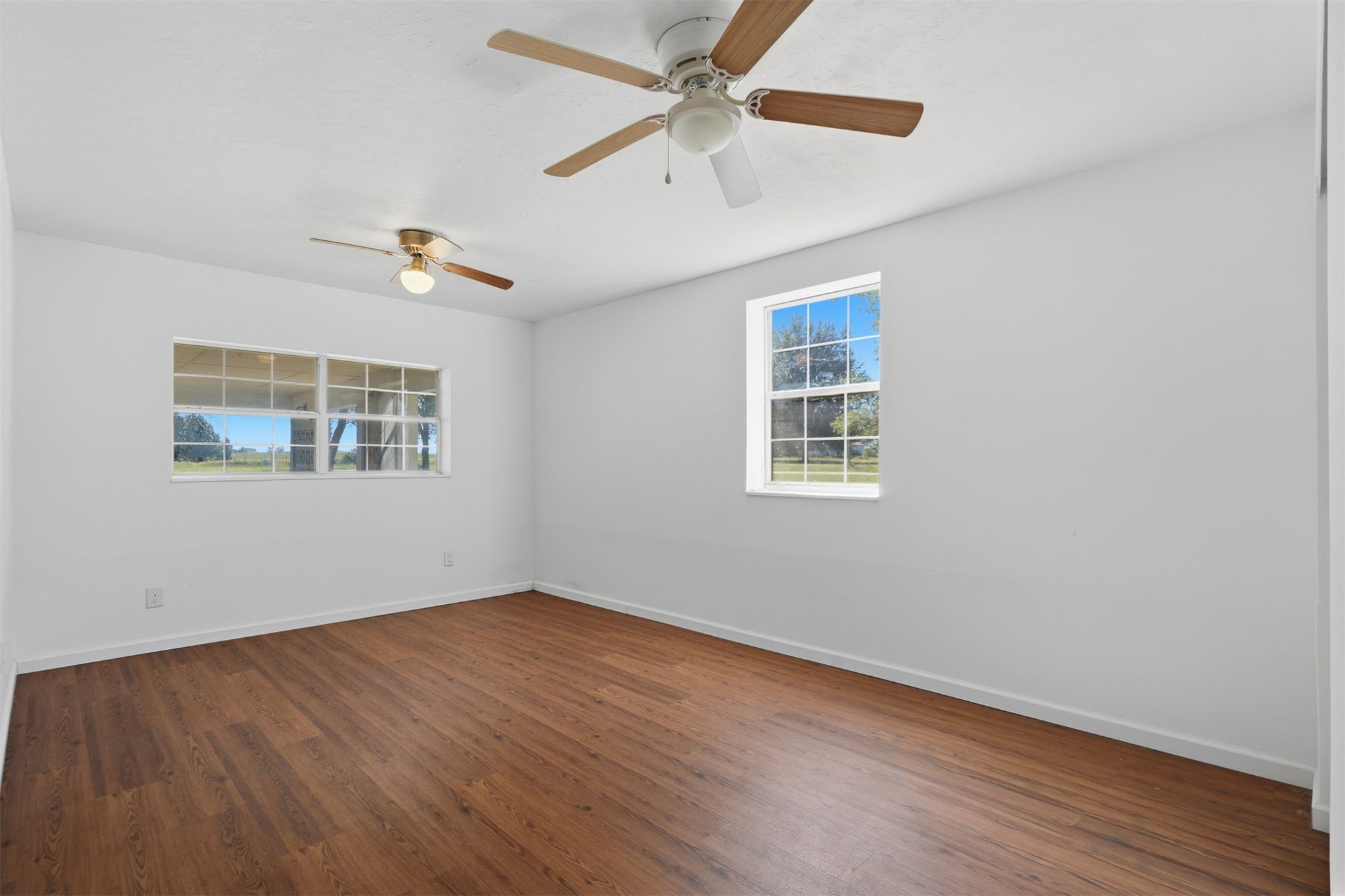 15603 E 440 Road Property Photo 17