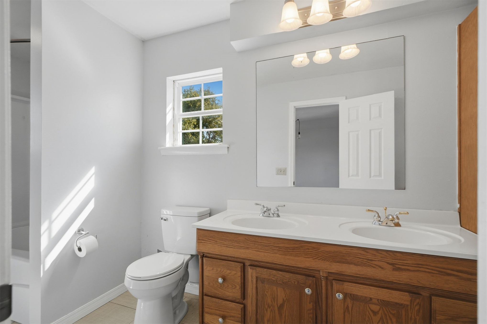 15603 E 440 Road Property Photo 26