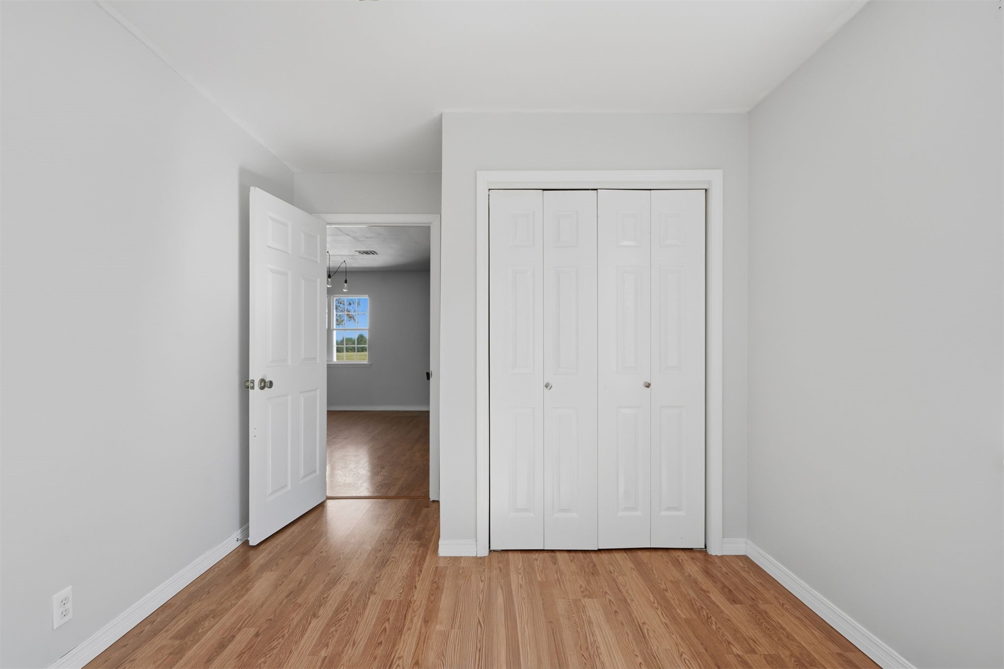 15603 E 440 Road Property Photo 28