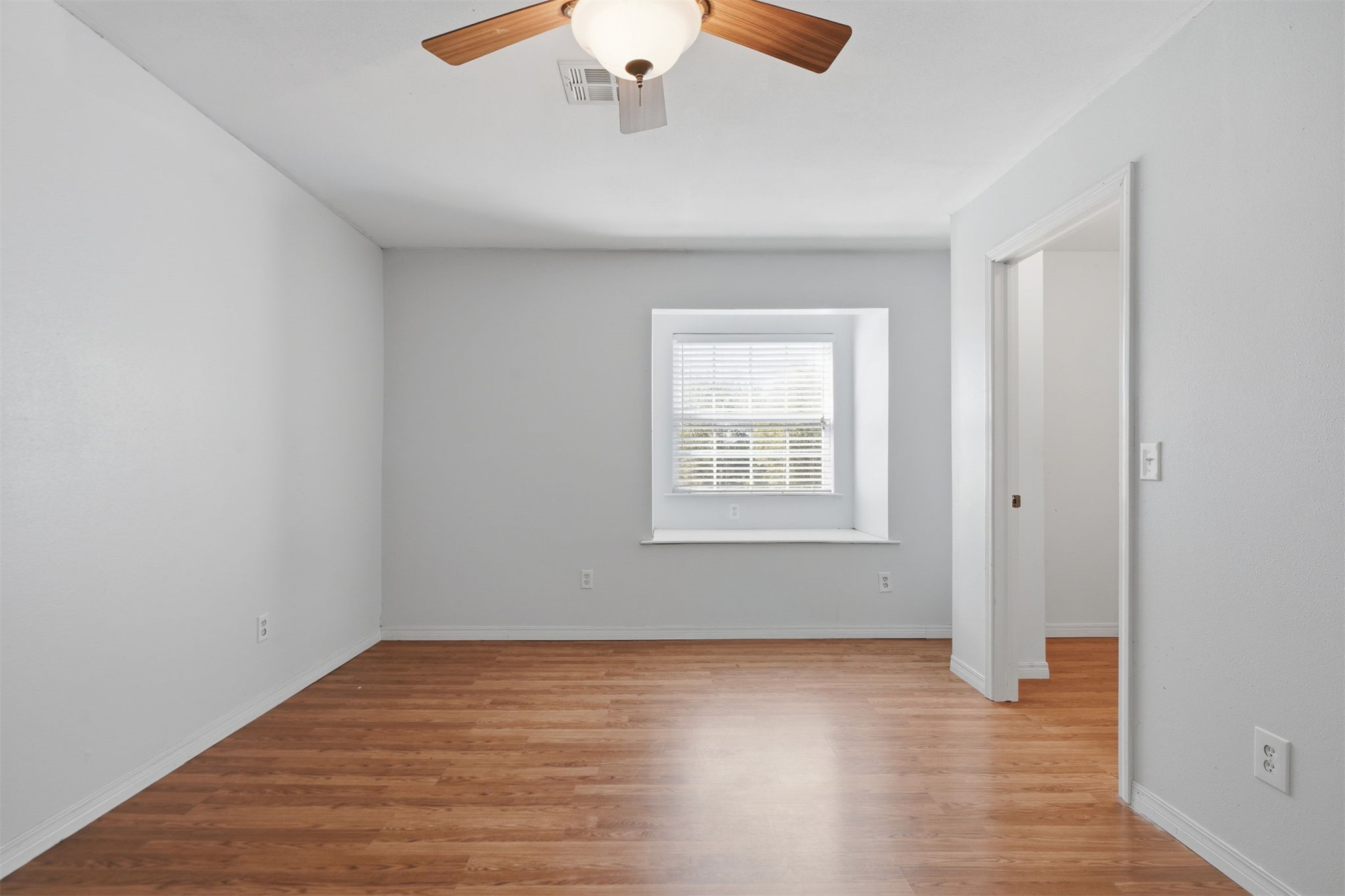 15603 E 440 Road Property Photo 32