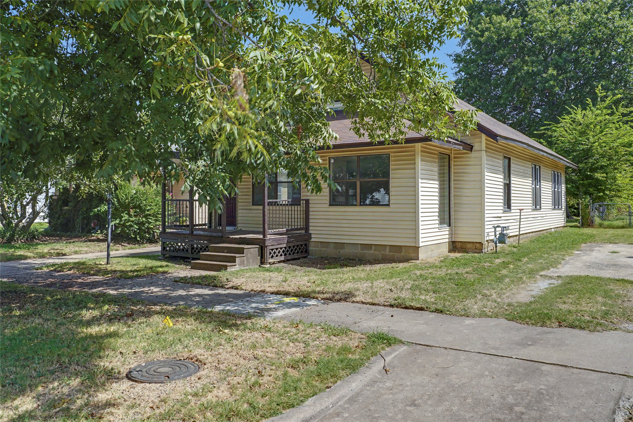 331 Xanthus Avenue Property Photo 3
