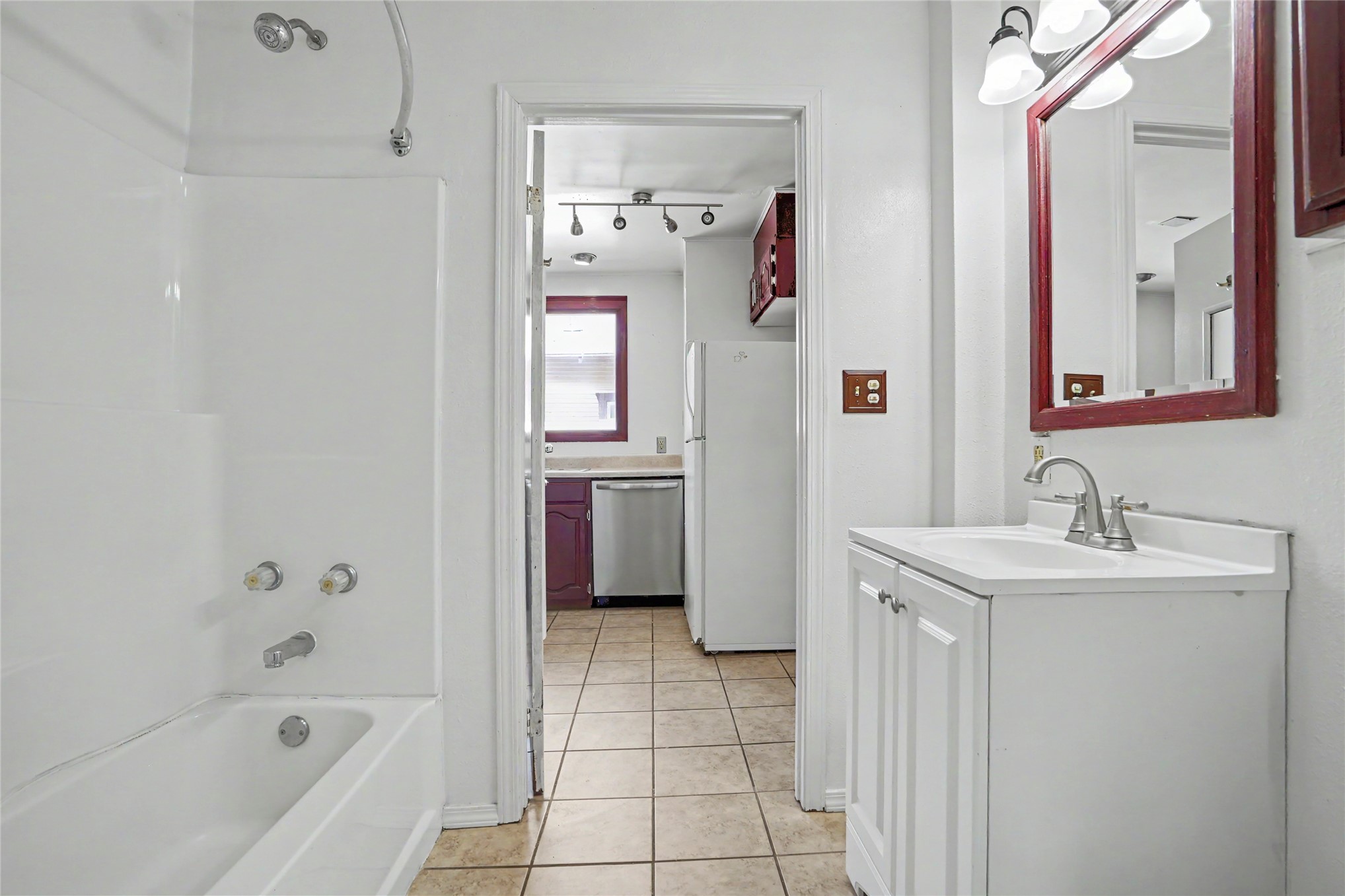 331 Xanthus Avenue Property Photo 27