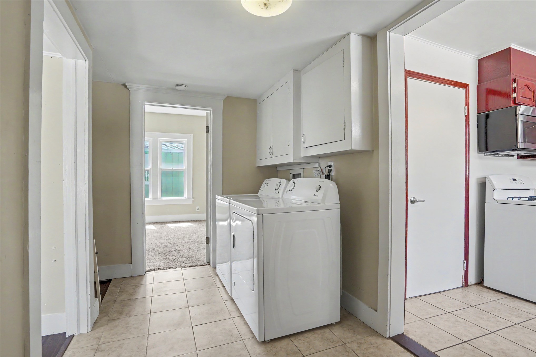 331 Xanthus Avenue Property Photo 33