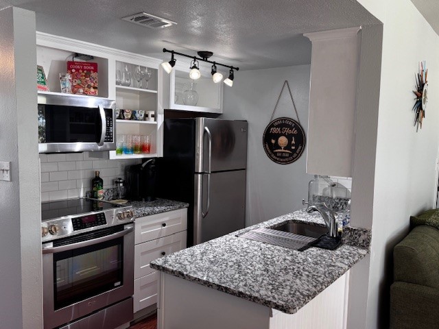204 Falconhead F Property Photo 6