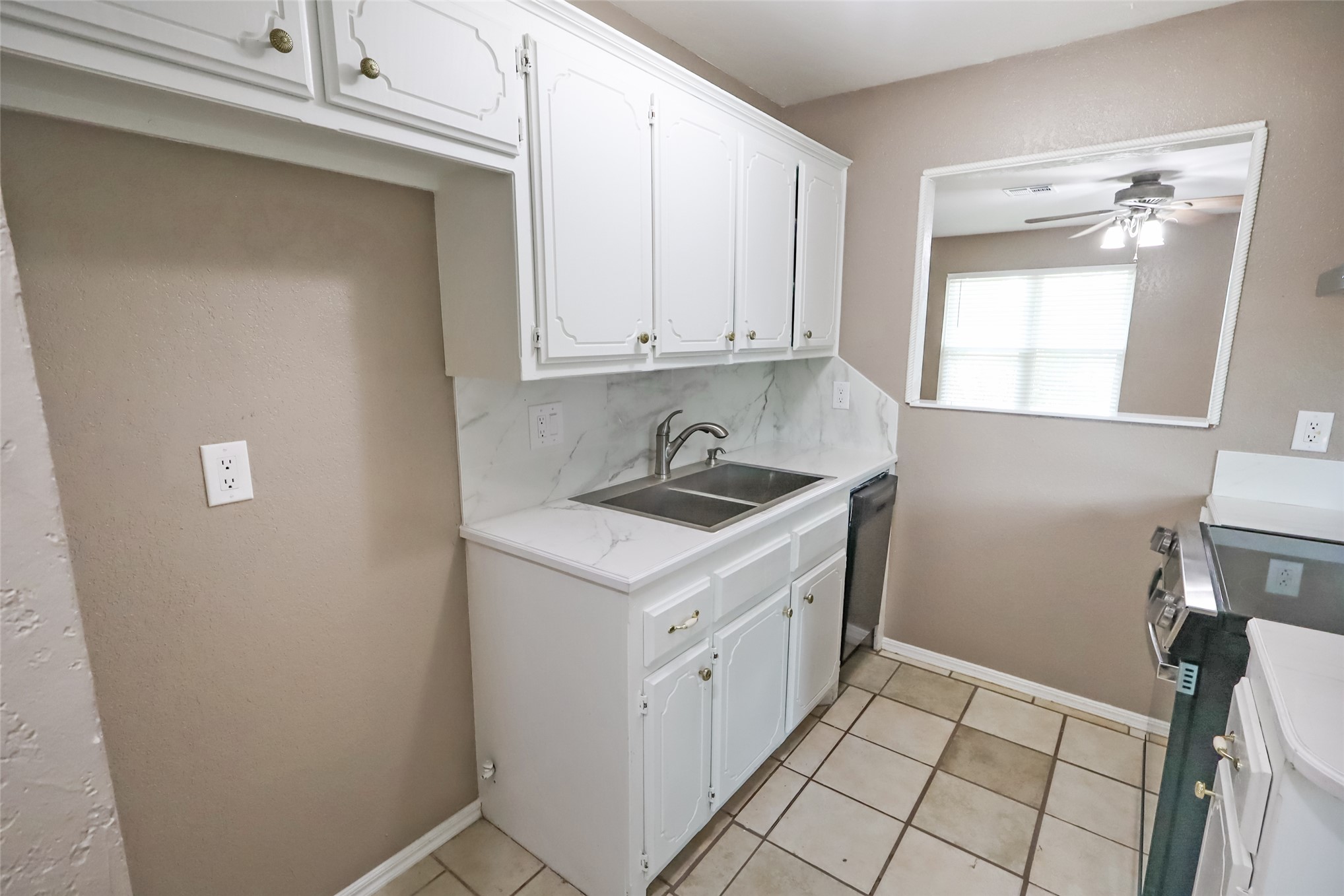 325 Maple Branch Way Property Photo 16