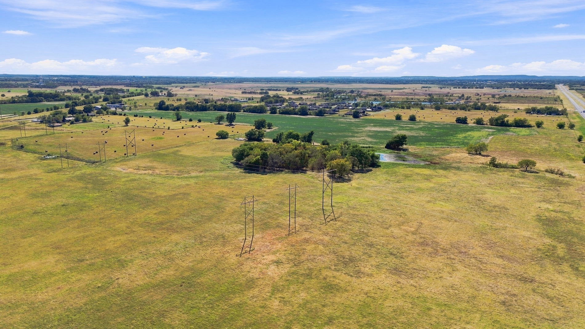 E 500 Road Property Photo 14