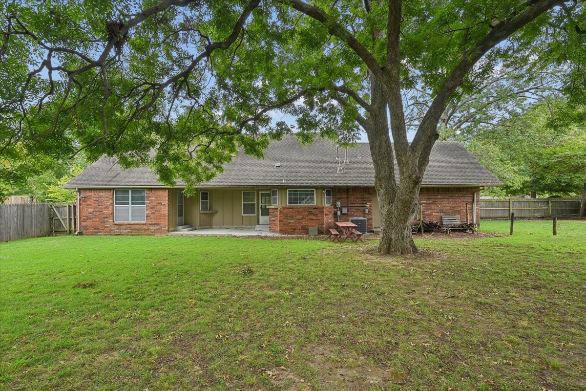 6915 E 78th Place Property Photo 34
