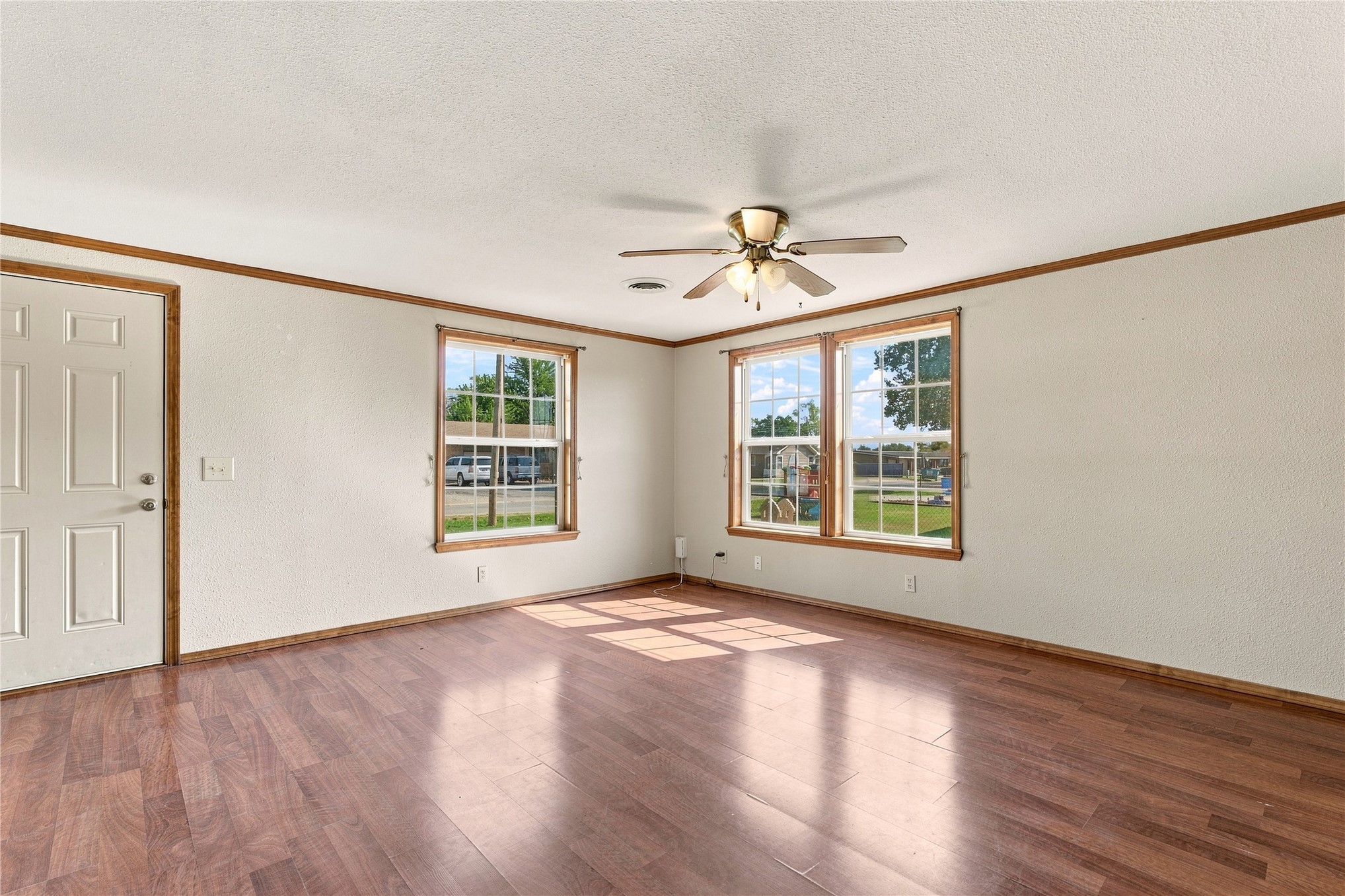 212 Duncan Avenue Property Photo 3