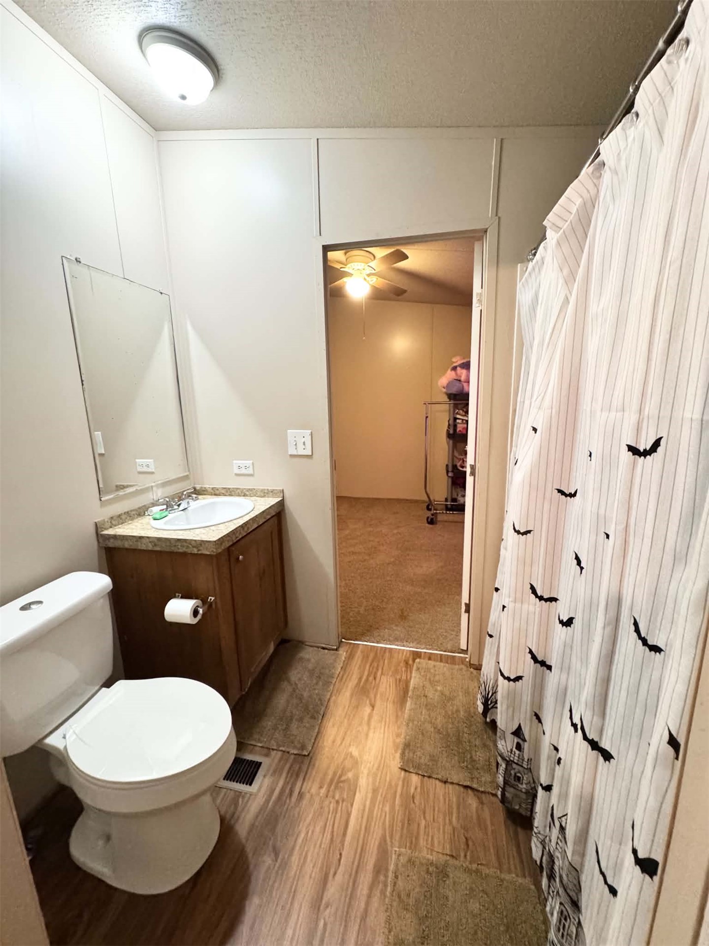 975 Claxton Property Photo 15