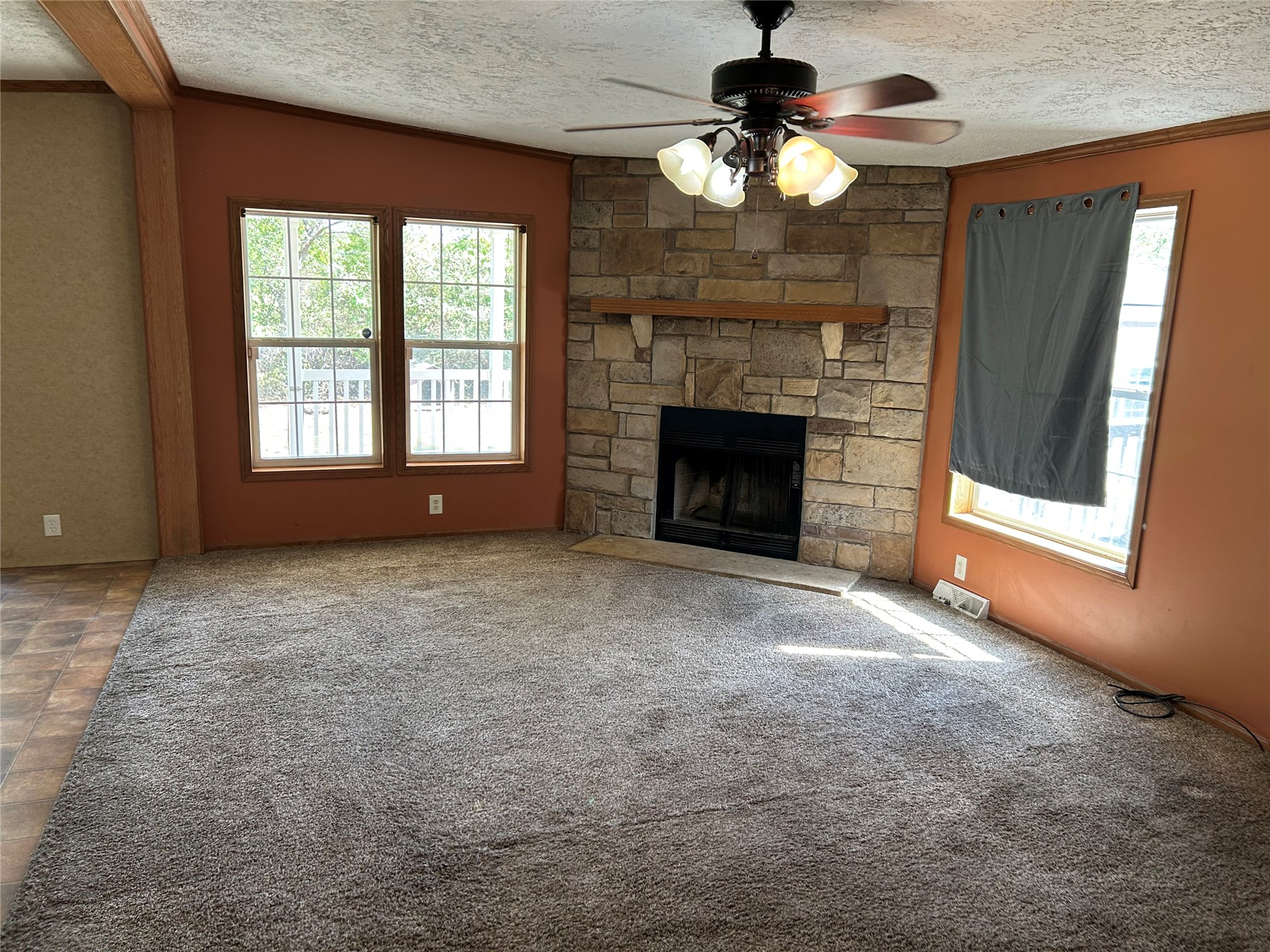 18121 W Coyote Trail S Property Photo 21