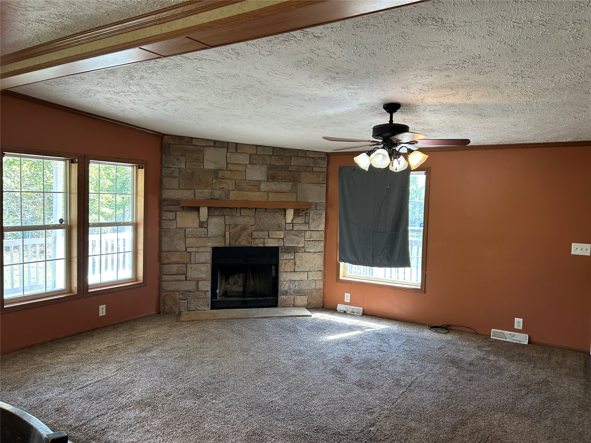 18121 W Coyote Trail S Property Photo 23