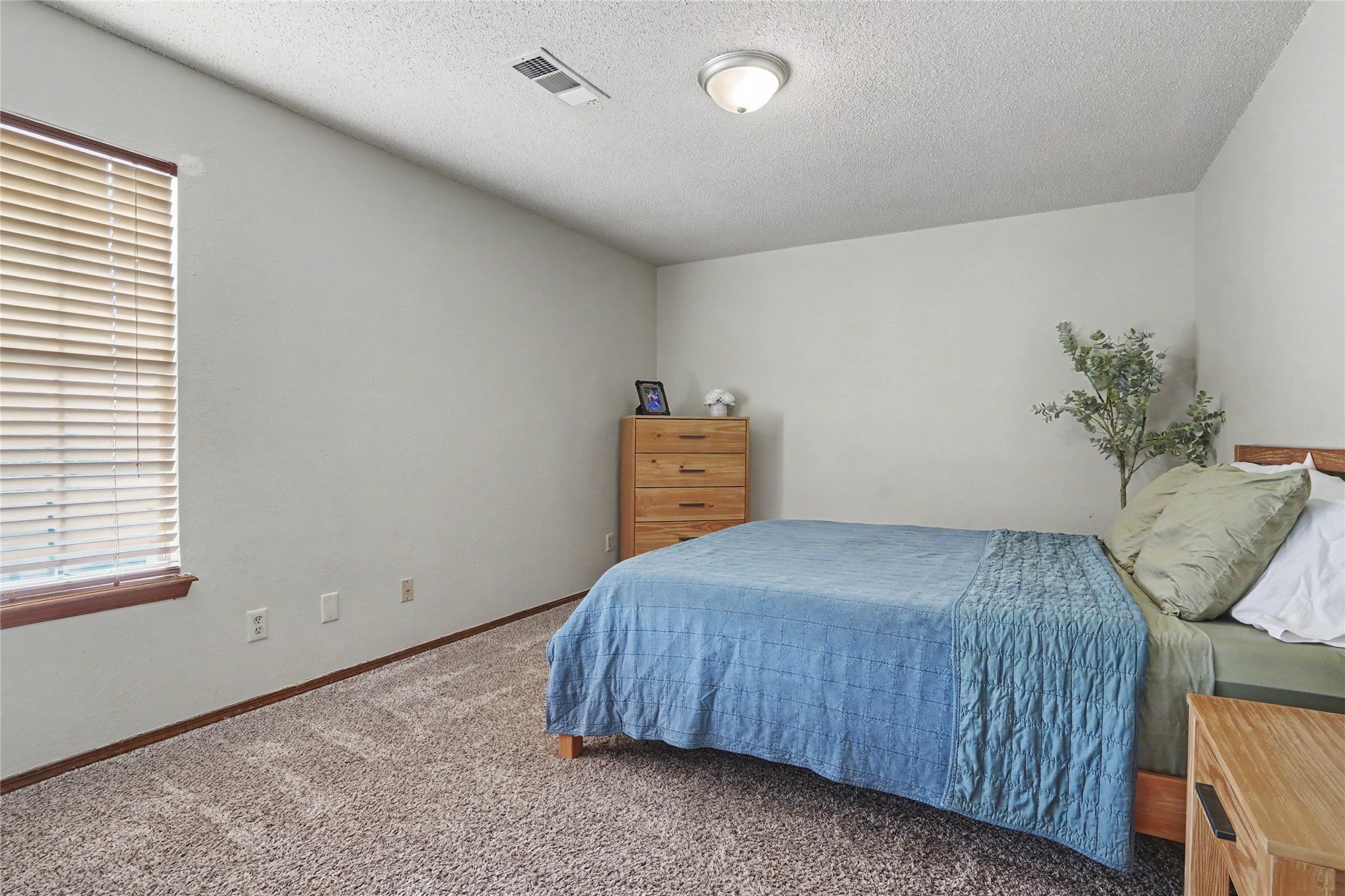 7909 N 127th East Avenue Property Photo 20