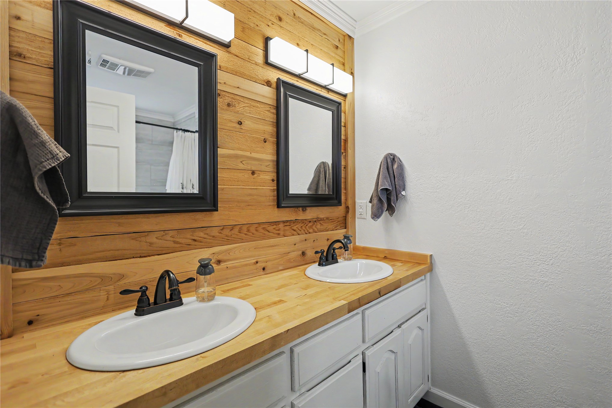505 Kim Street Property Photo 52
