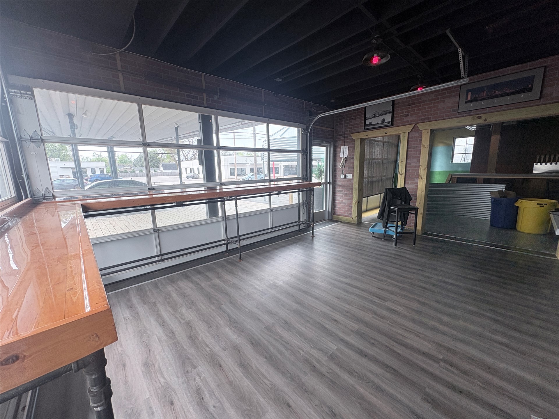 4225 S Peoria Avenue Property Photo 10