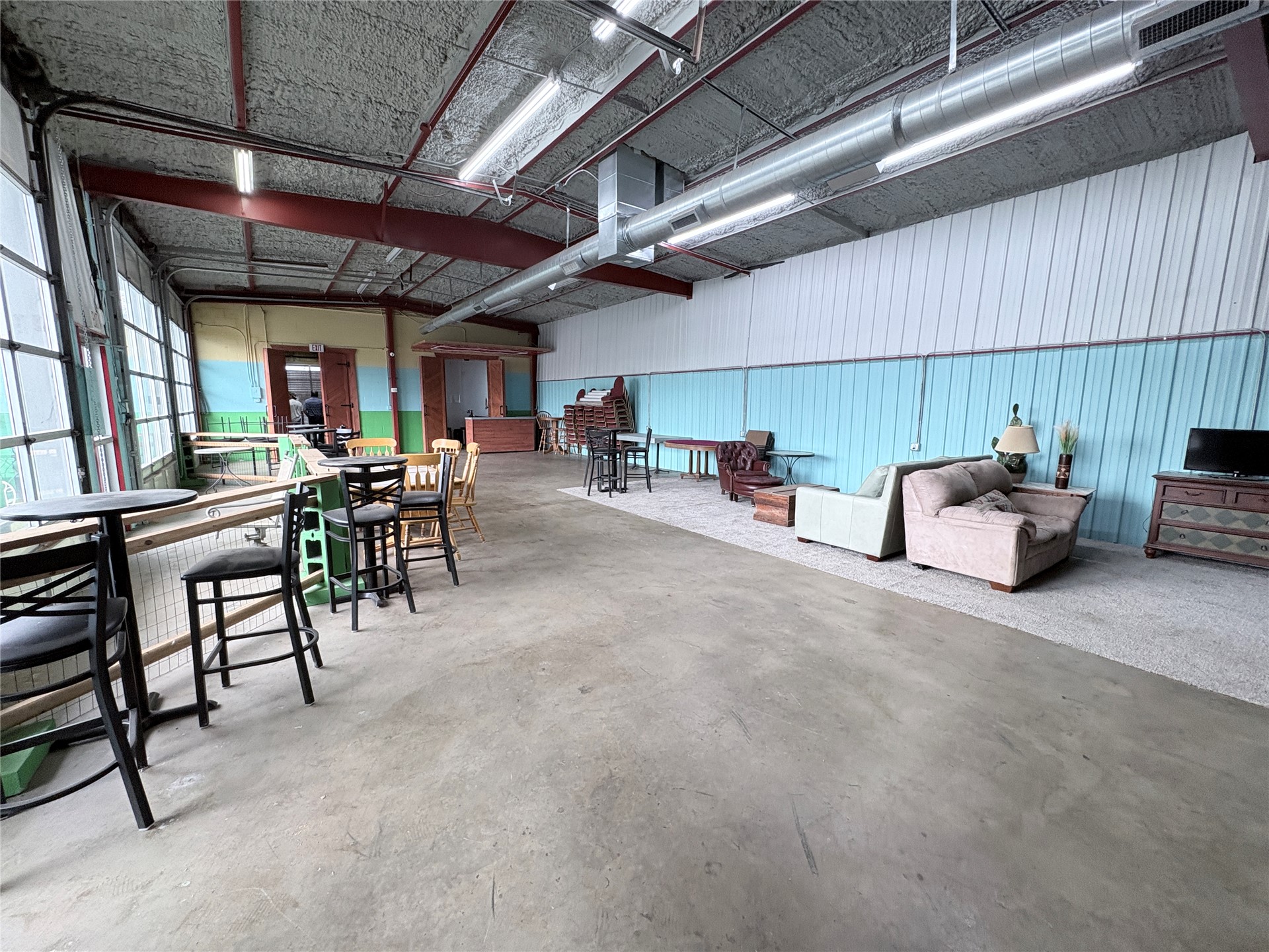 4225 S Peoria Avenue Property Photo 13