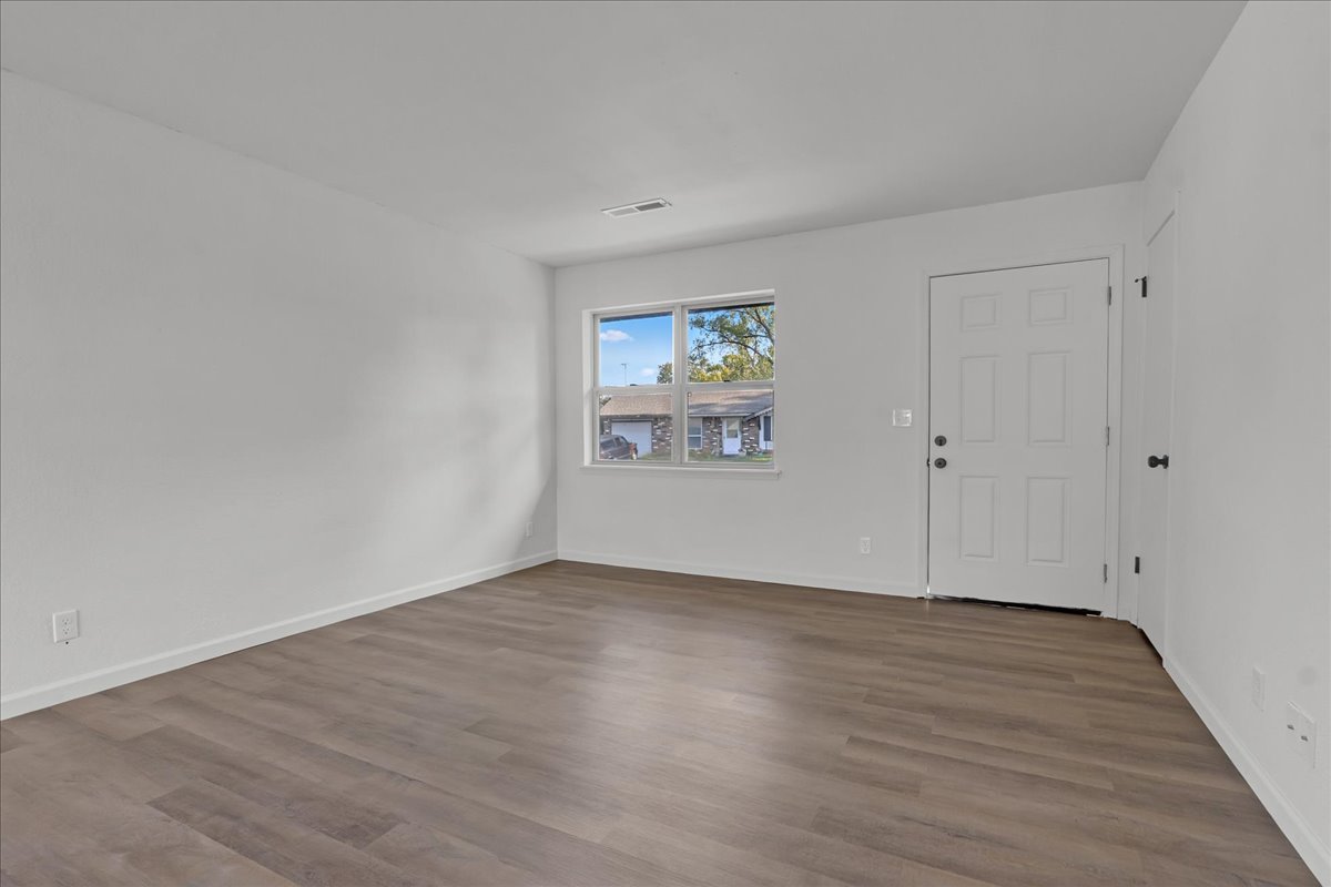 13178 E 29th Street Property Photo 11