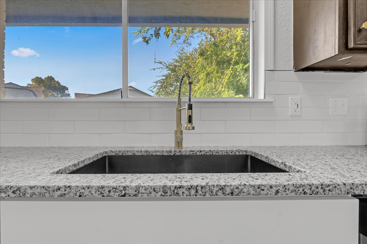 13178 E 29th Street Property Photo 17