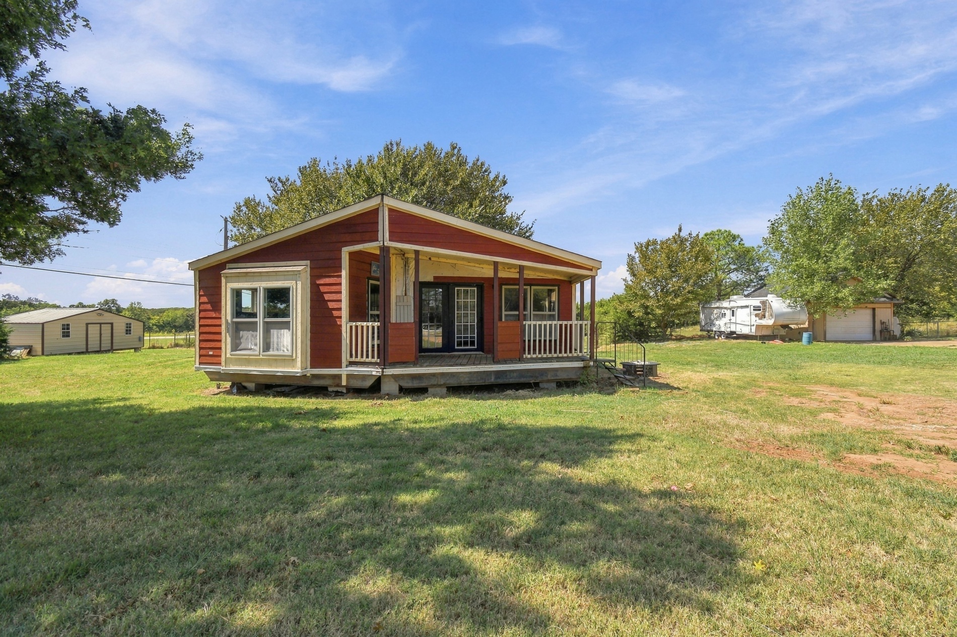 506 Cattle Drive Property Photo 2