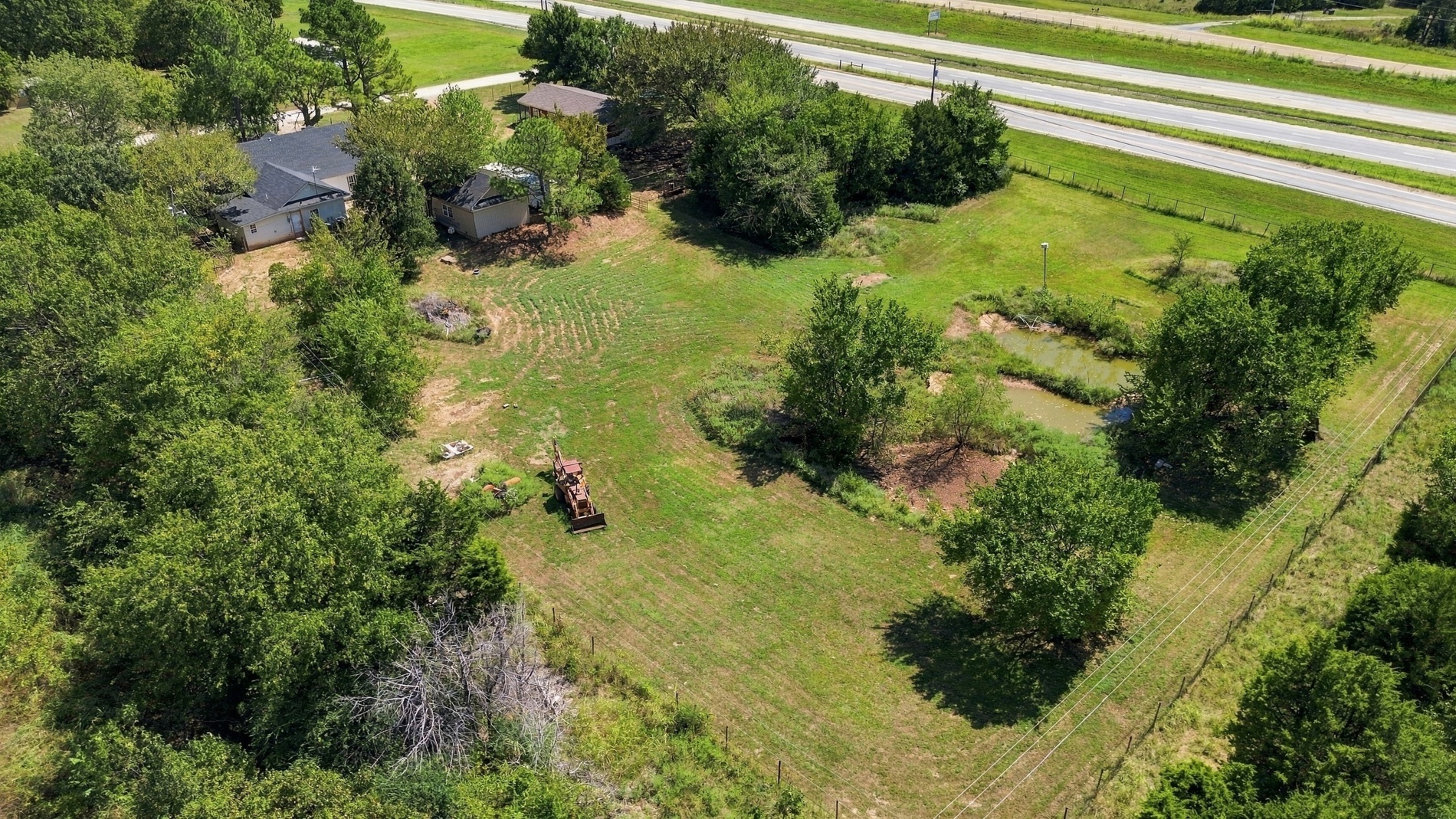 506 Cattle Drive Property Photo 14