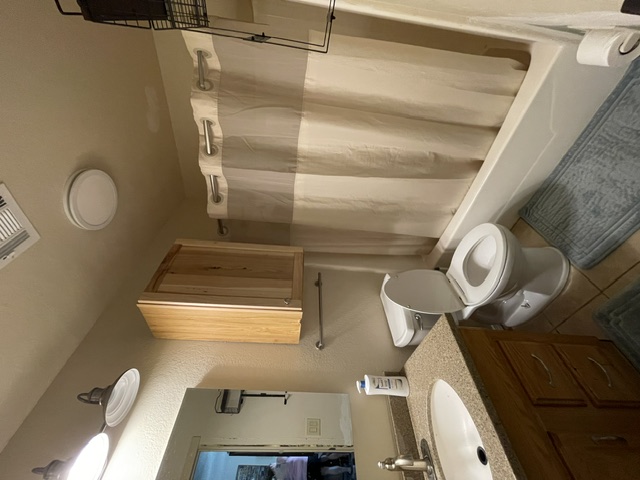 409 S Maple Street Property Photo 6