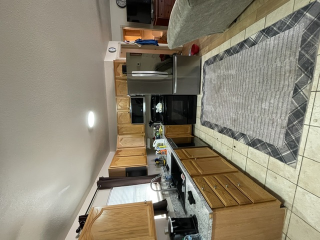 409 S Maple Street Property Photo 9