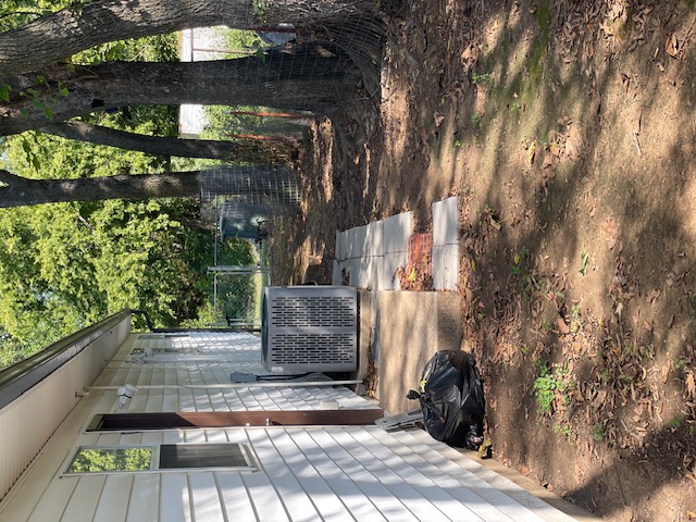 409 S Maple Street Property Photo 16