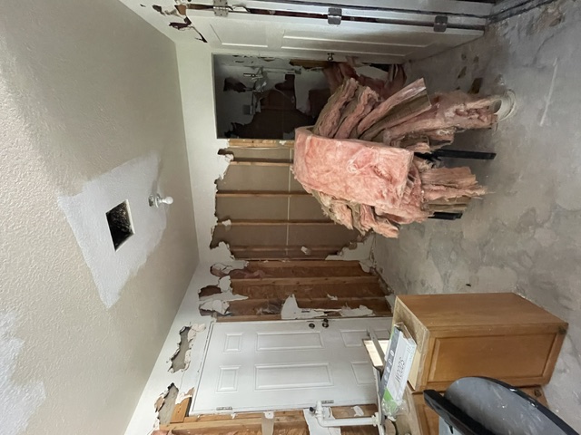 409 S Maple Street Property Photo 22
