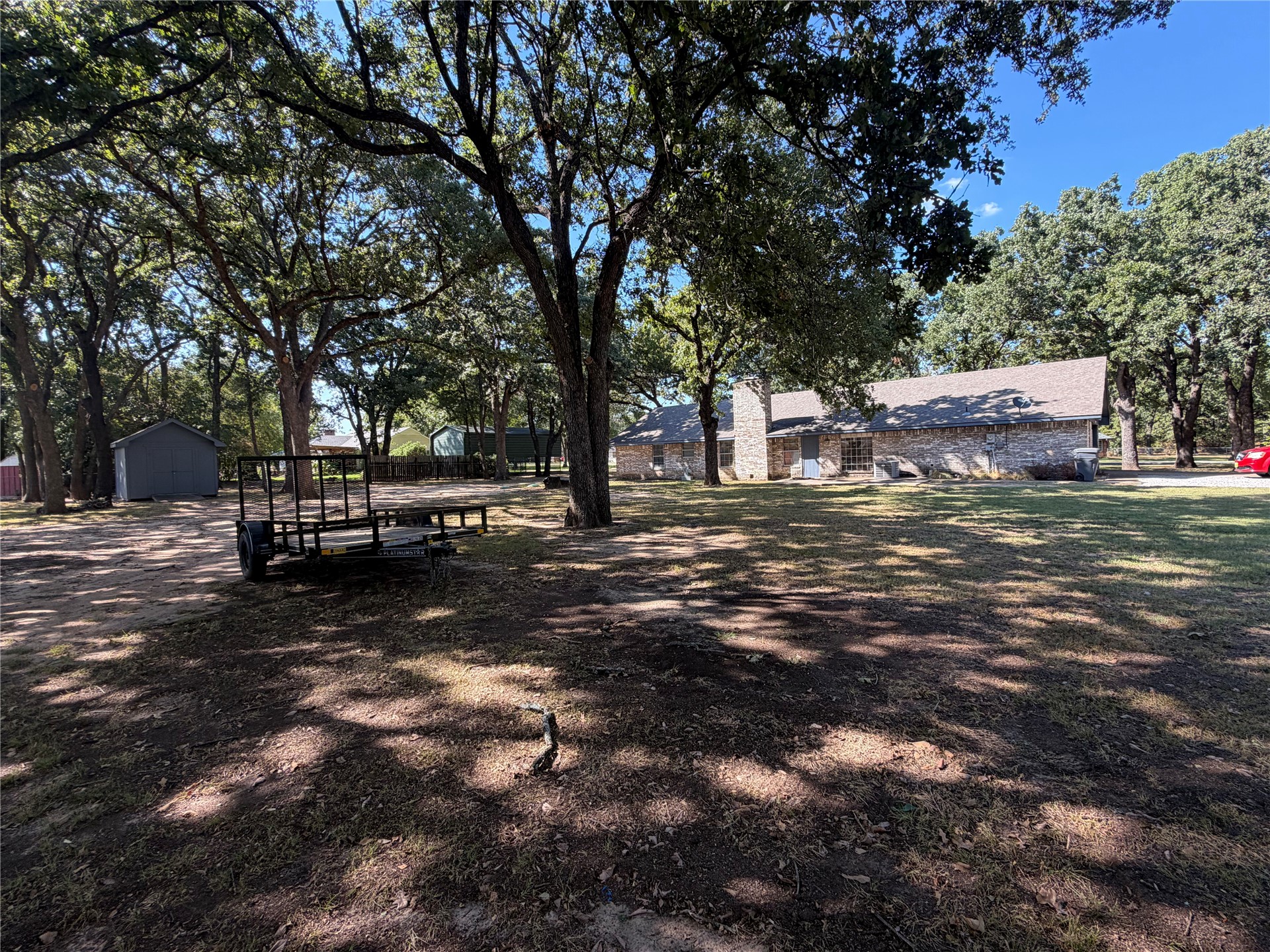 8 Town And Country Circle Property Photo 19