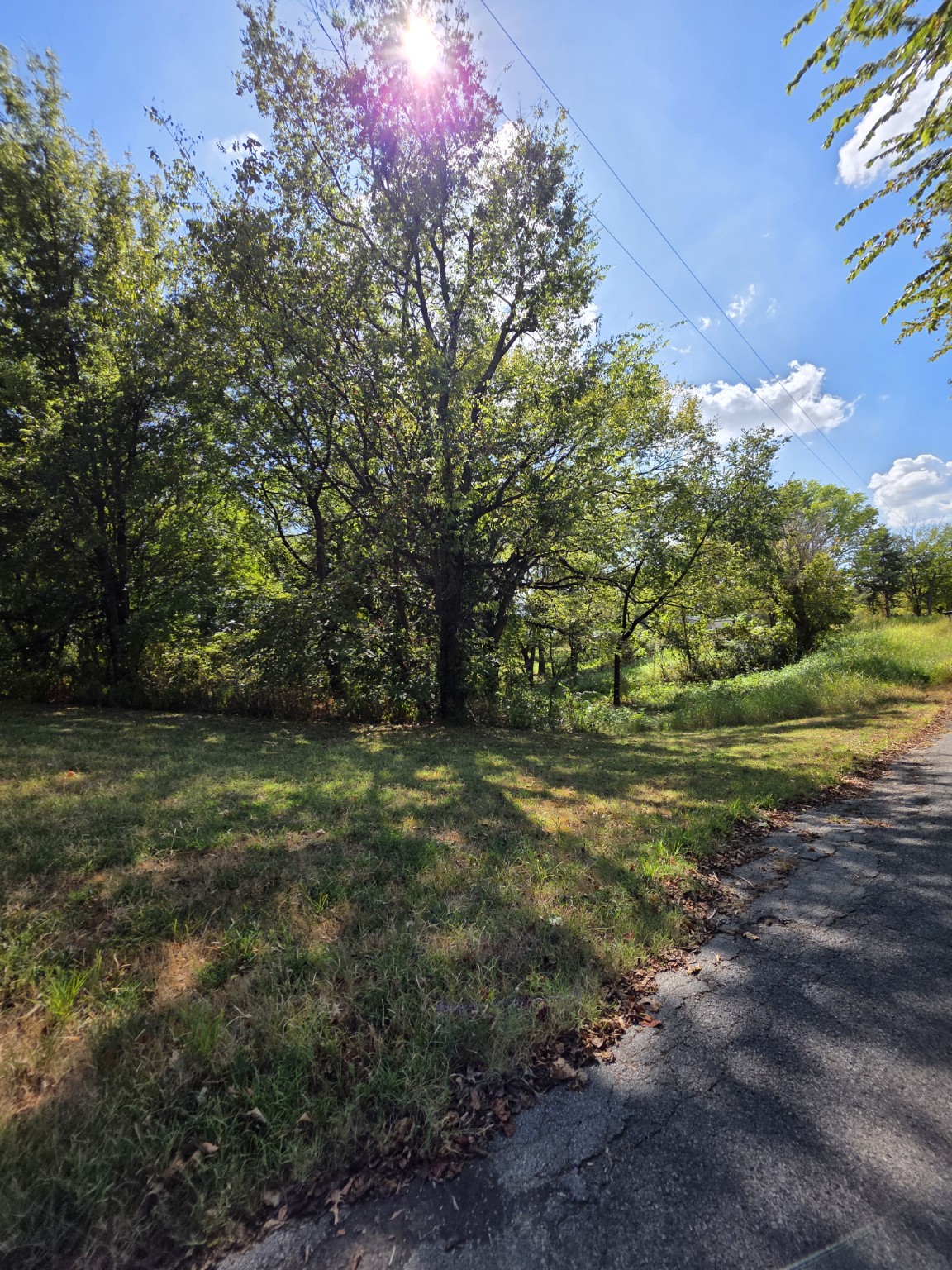 E Cliff View Drive Property Photo 2