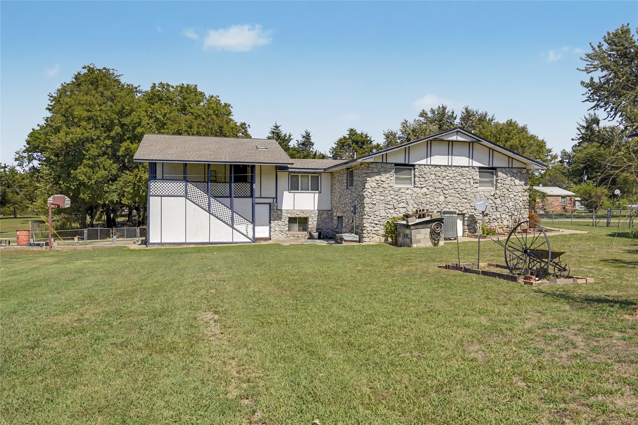 173 Yarbrough Street Property Photo 46