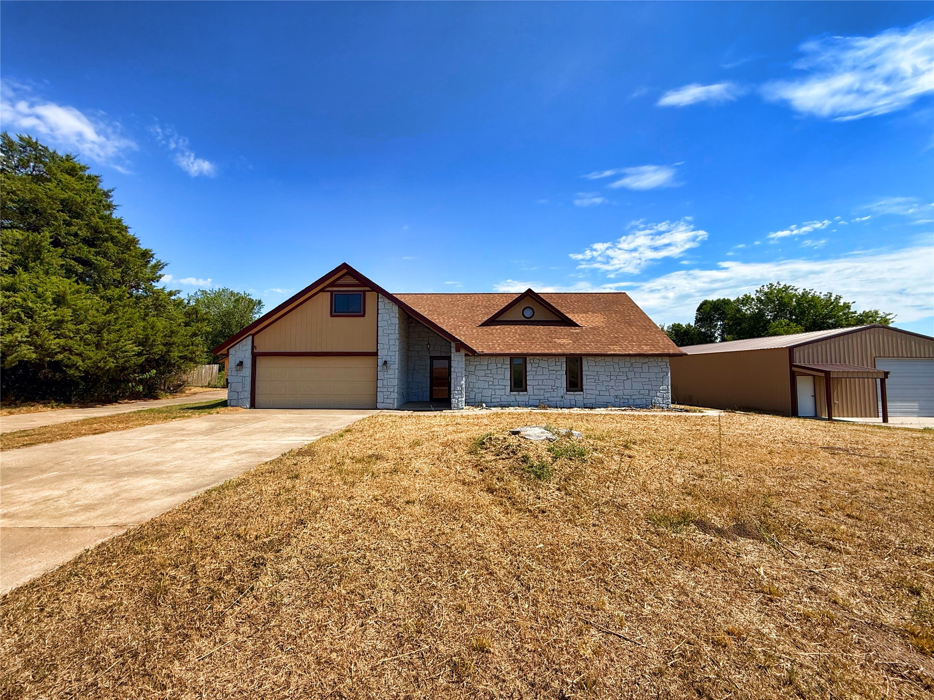 17670 S 280 Road Property Photo 1