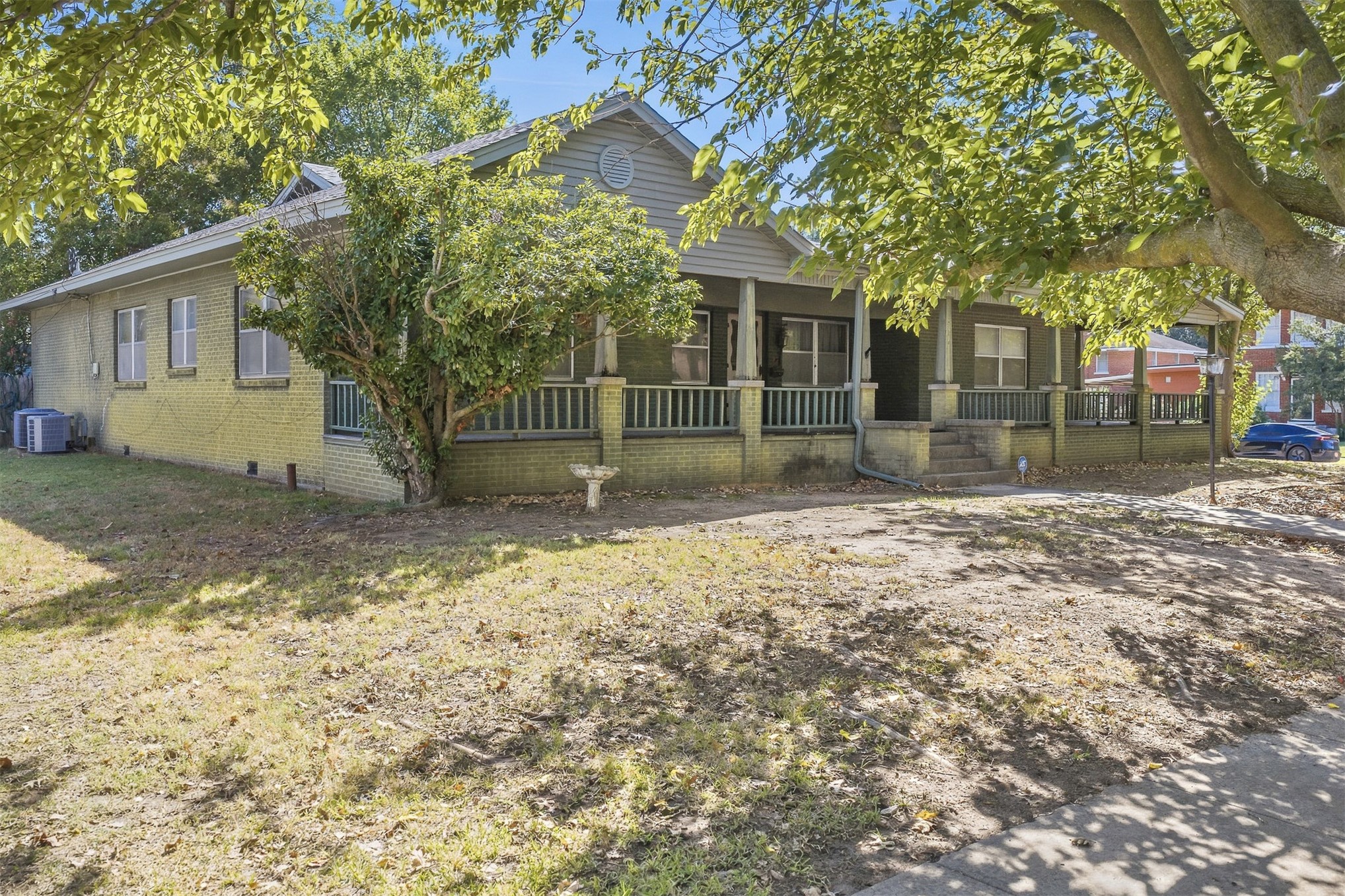 822 Stanley Street Sw Property Photo 2