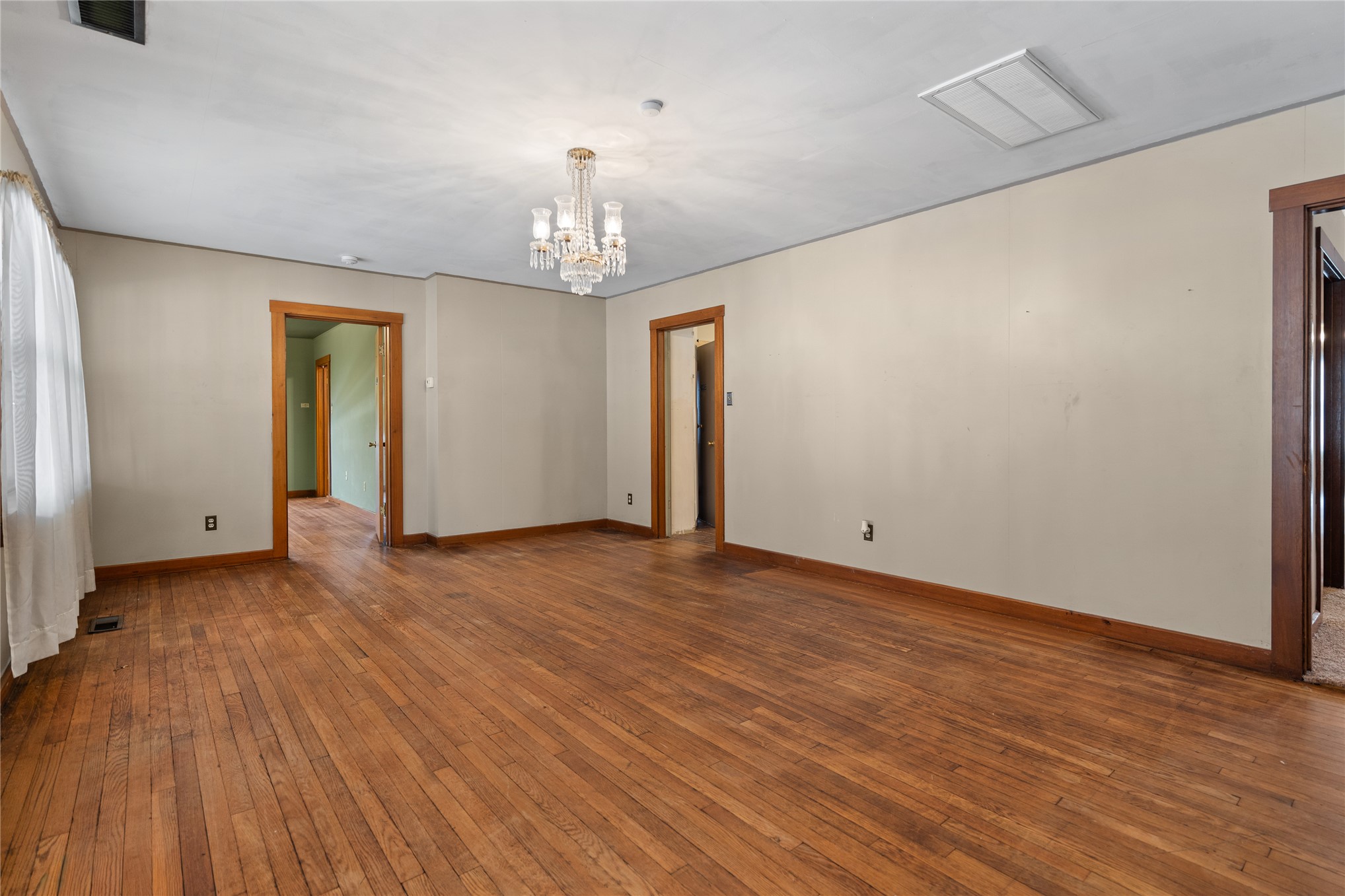 822 Stanley Street Sw Property Photo 6