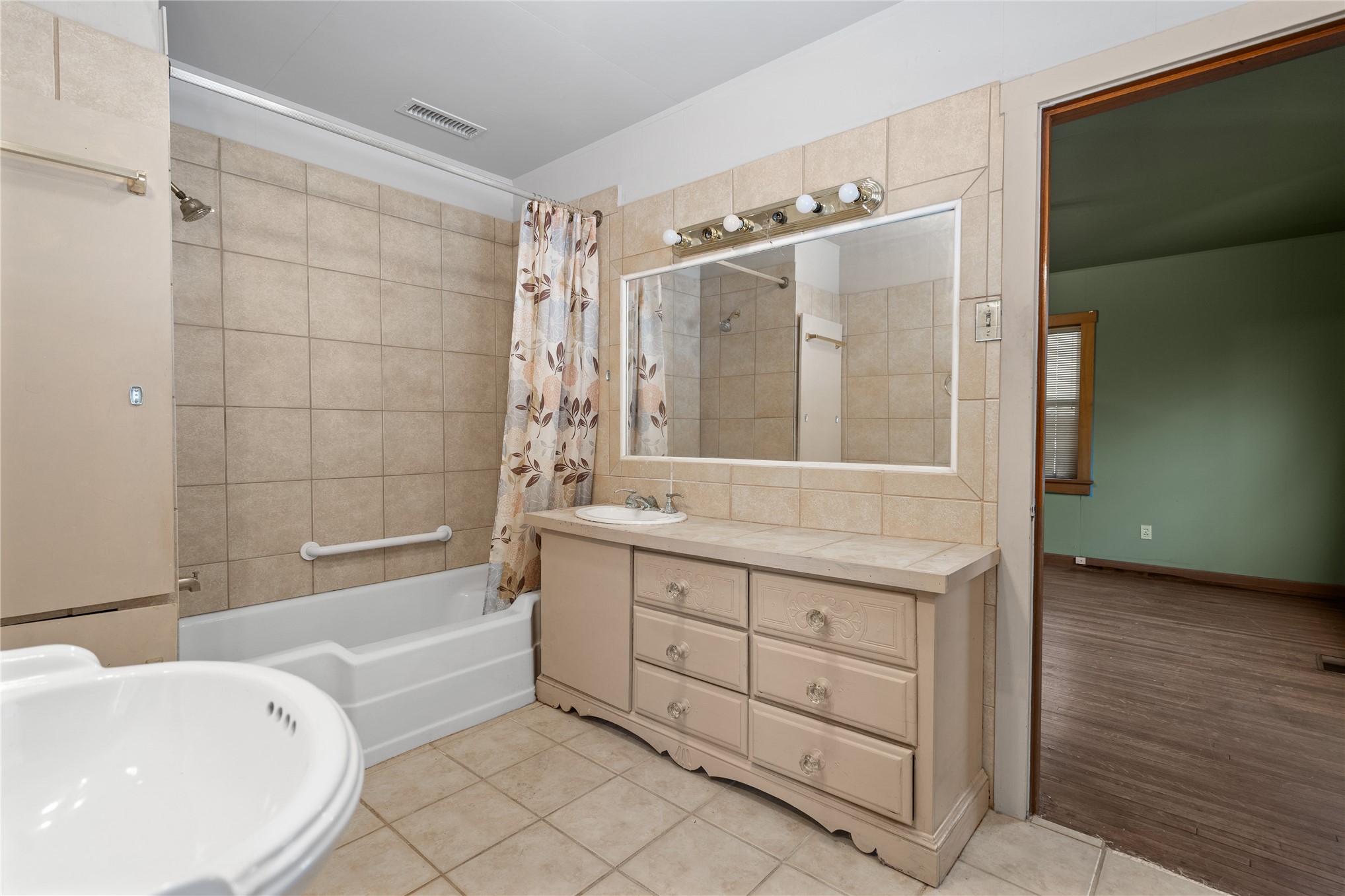 822 Stanley Street Sw Property Photo 25