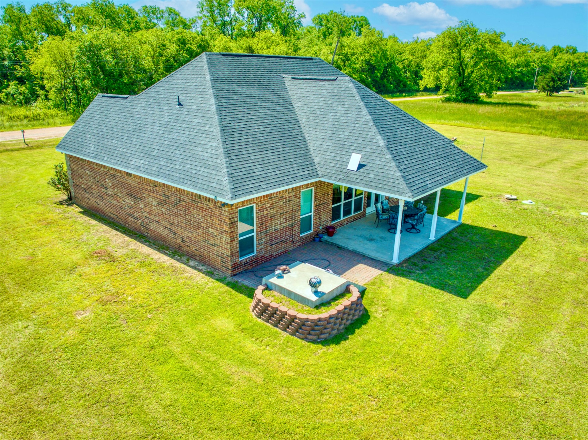 119 Golf Club Drive Property Photo 3
