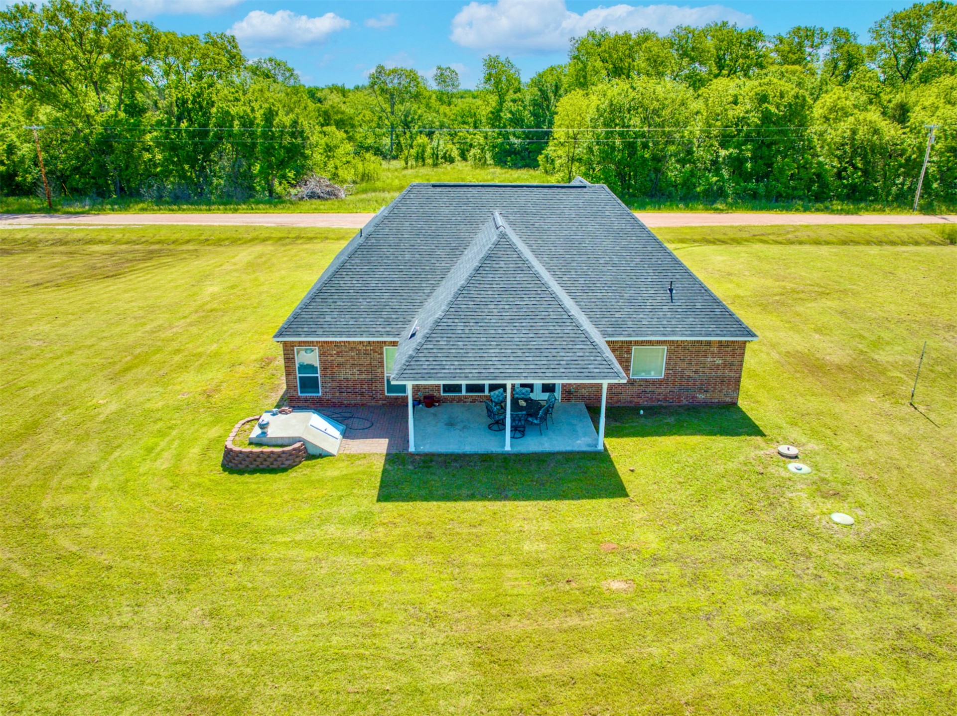 119 Golf Club Drive Property Photo 4