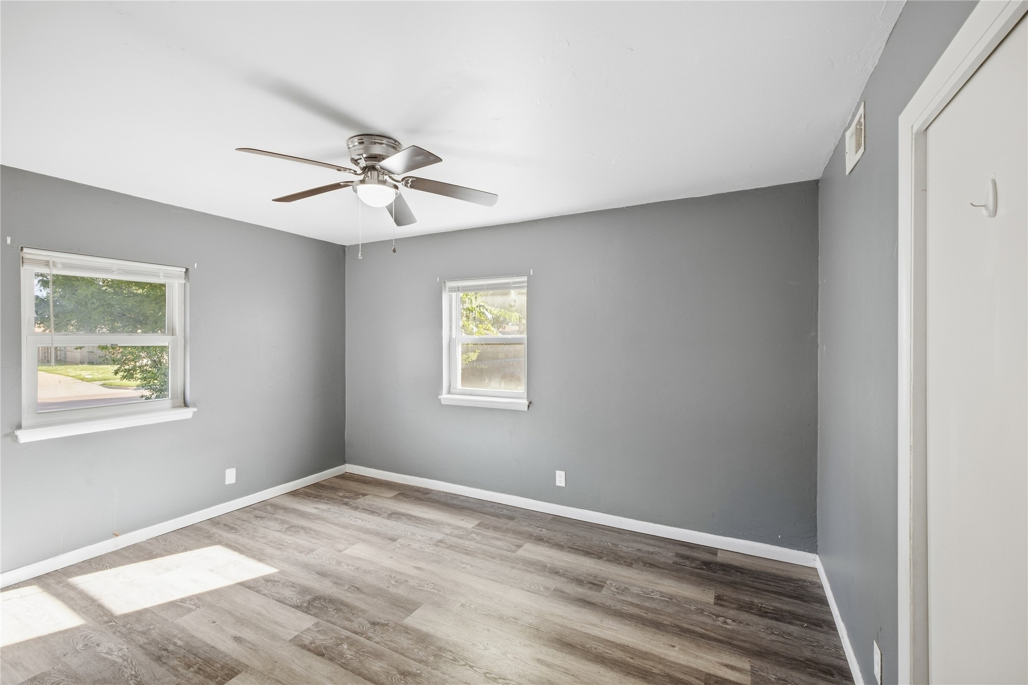 9262 E 58th Street Property Photo 8