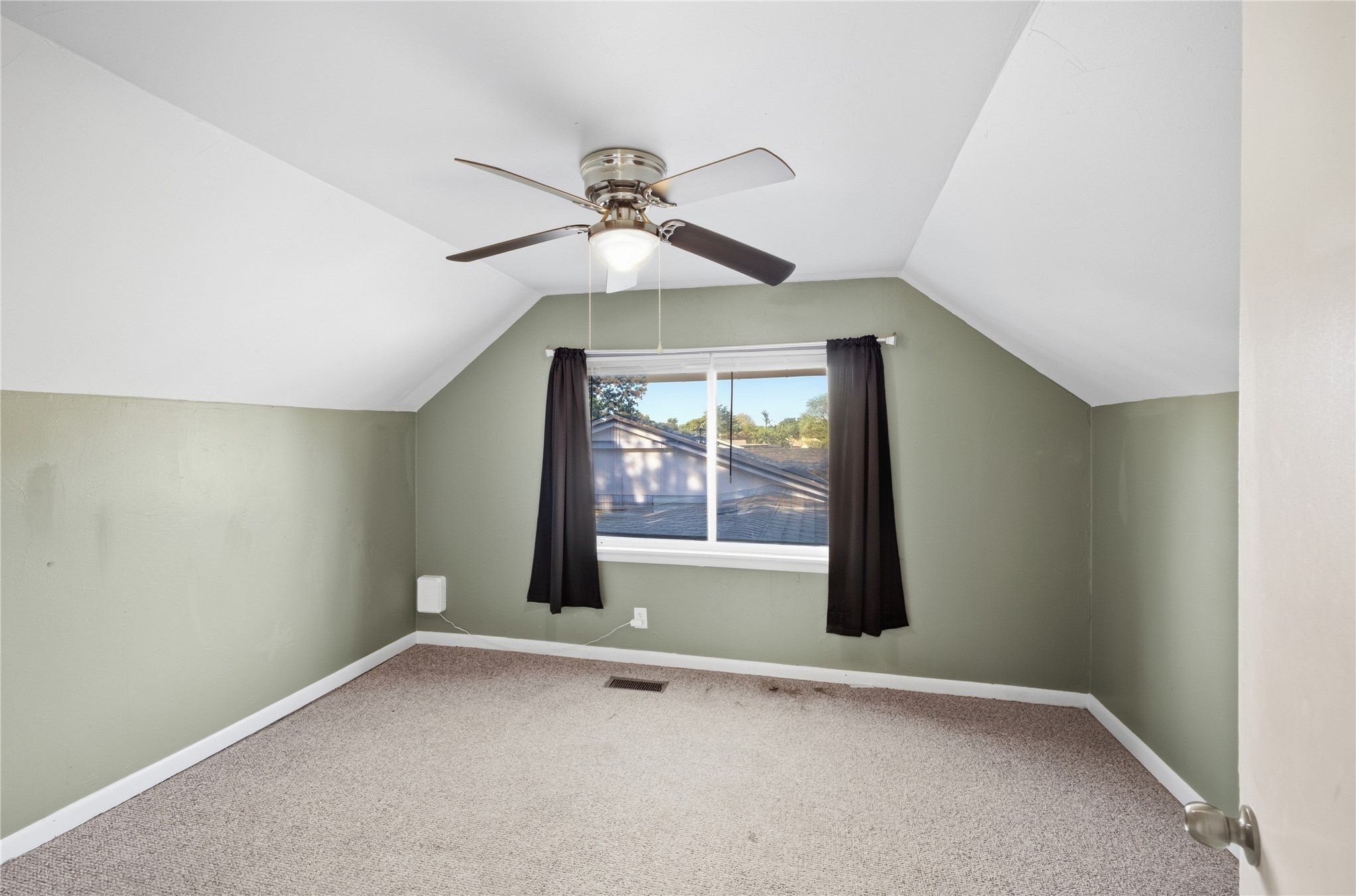 9262 E 58th Street Property Photo 11