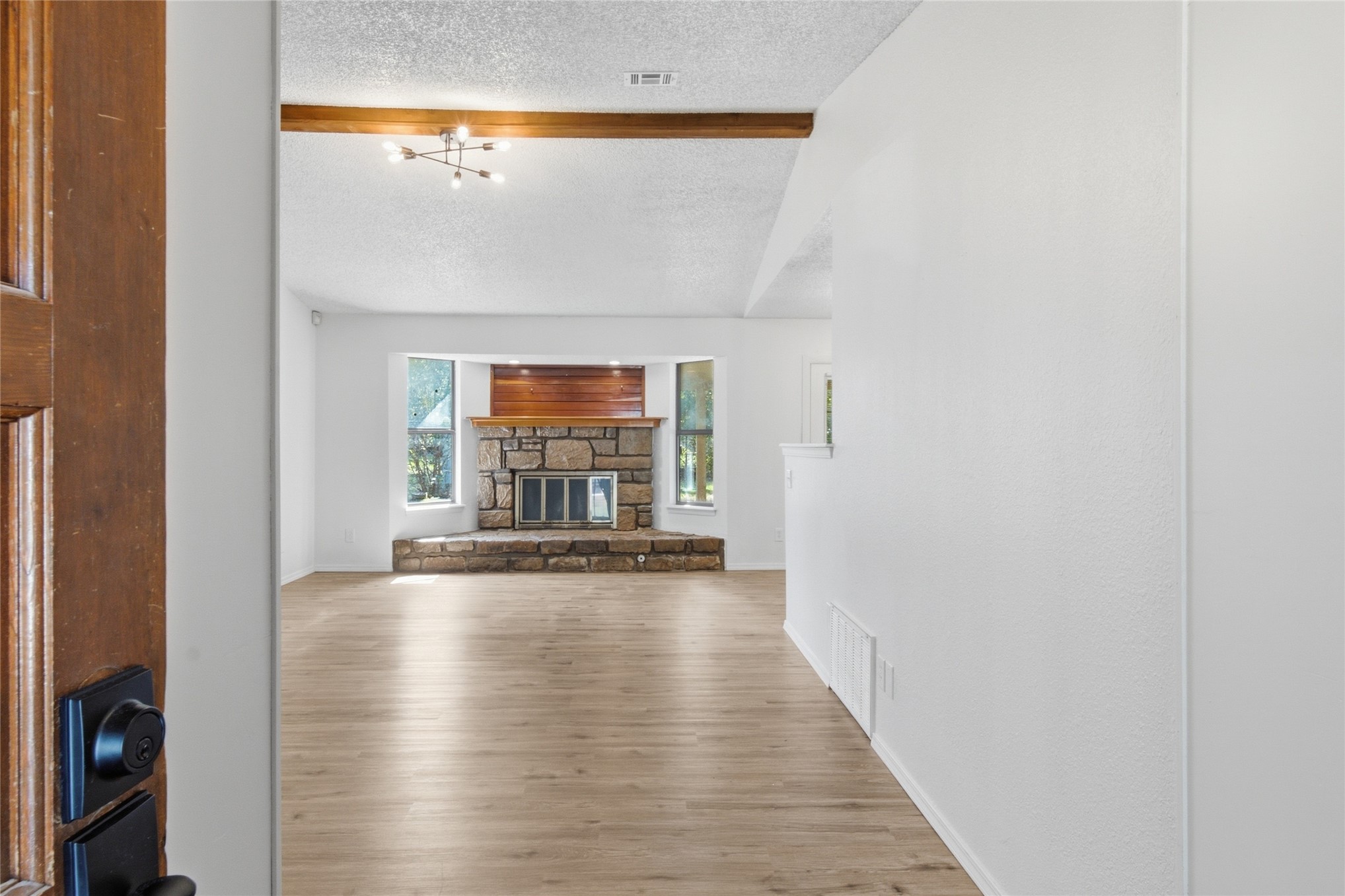 1823 W Ithica Street Property Photo 3