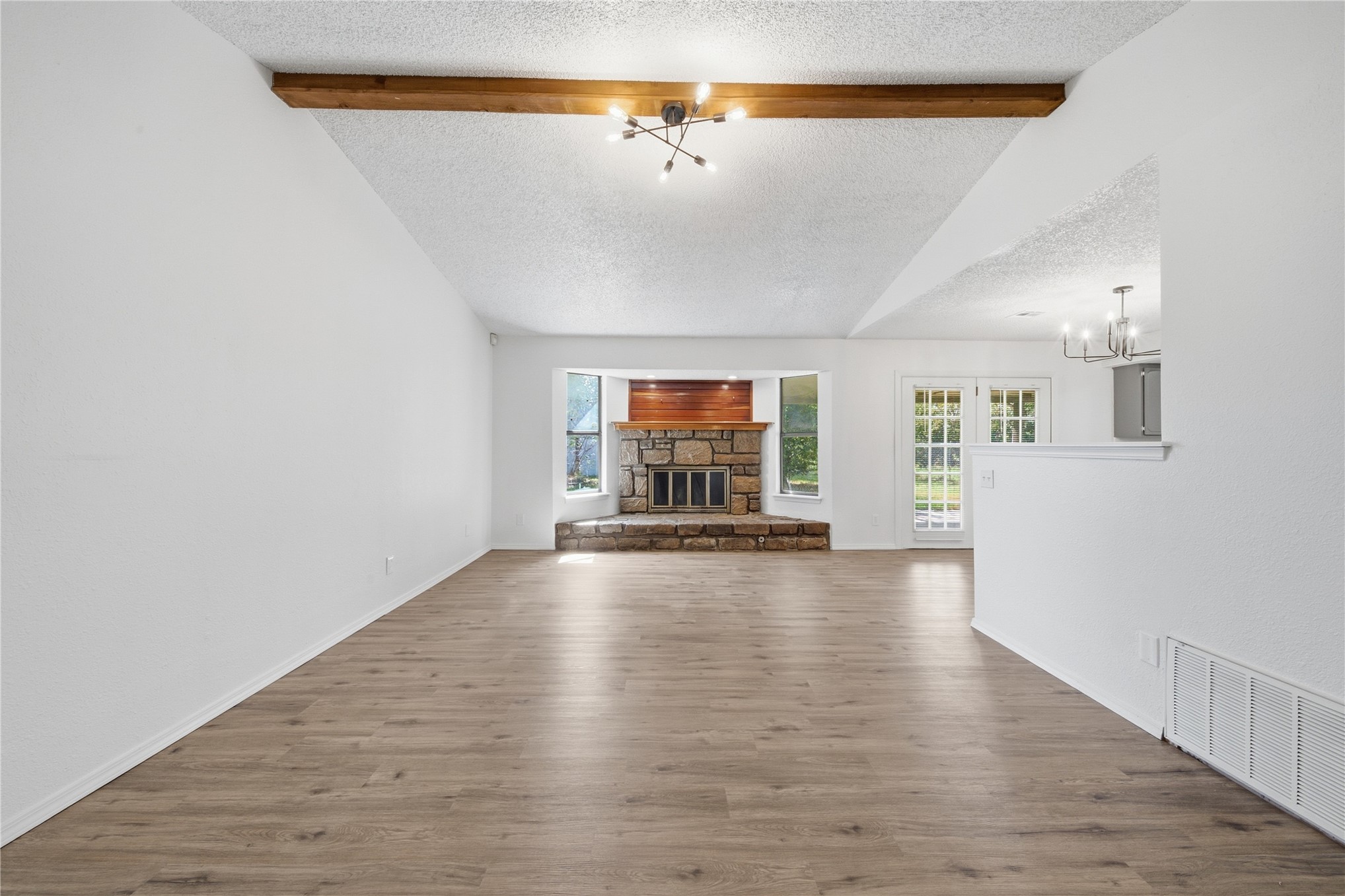 1823 W Ithica Street Property Photo 5