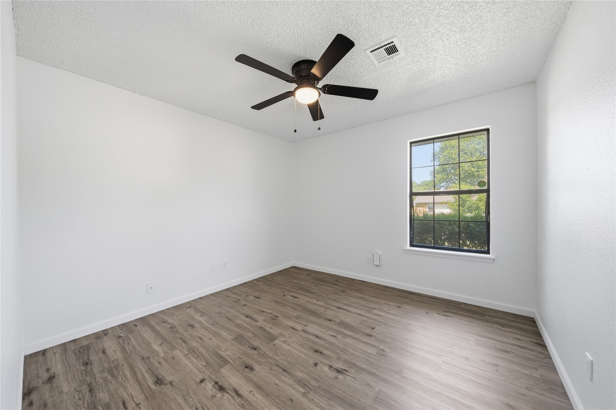 1823 W Ithica Street Property Photo 22